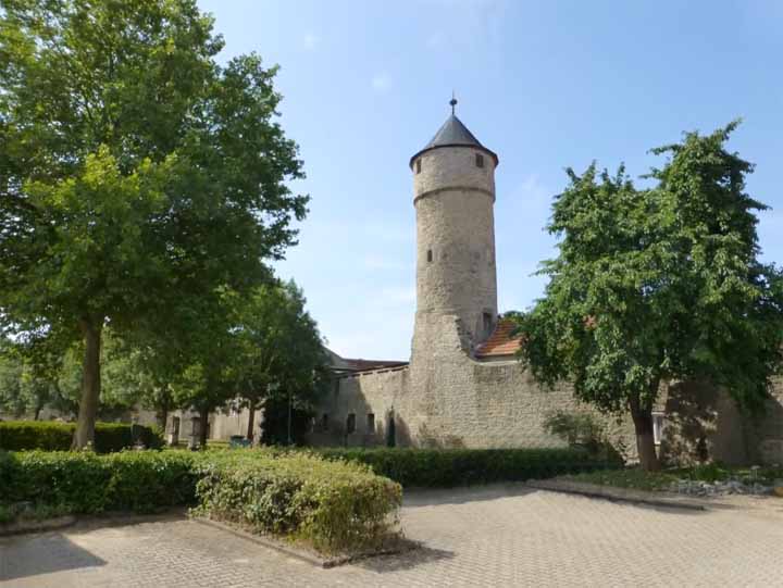 middeleeuwse vestingmuren