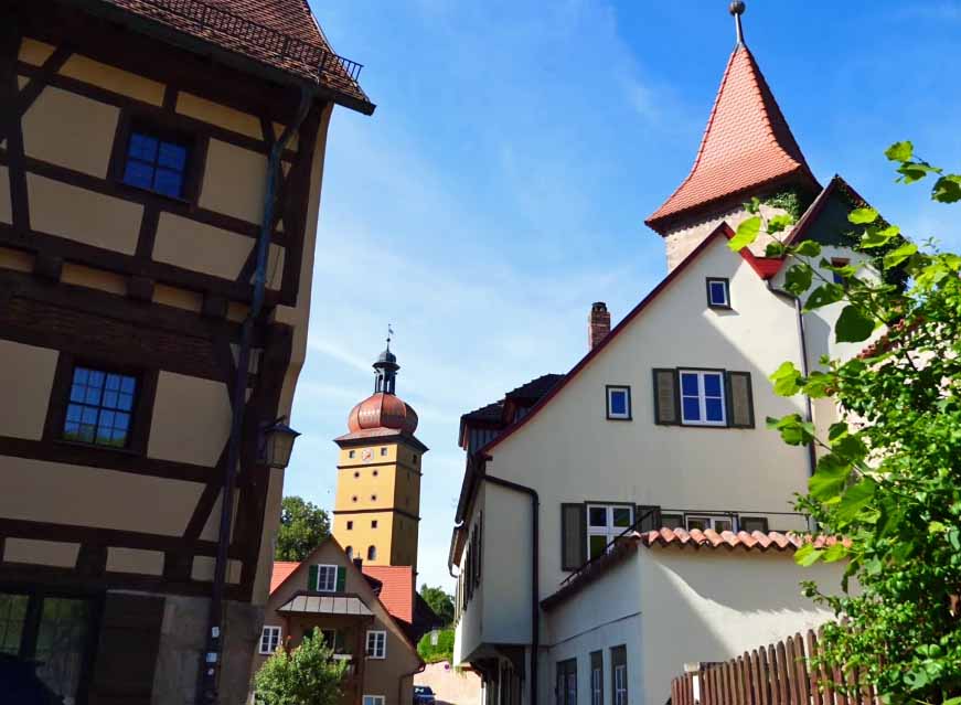 Mooie doorkijkjes in de Altstadt van Dinkelsbühl
