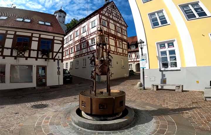 Marktbrunnen op de Marktplatz in Harburg